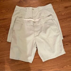 Dockers Shorts Men’s Size 40 Lot Of 2 Khaki Pleated Front